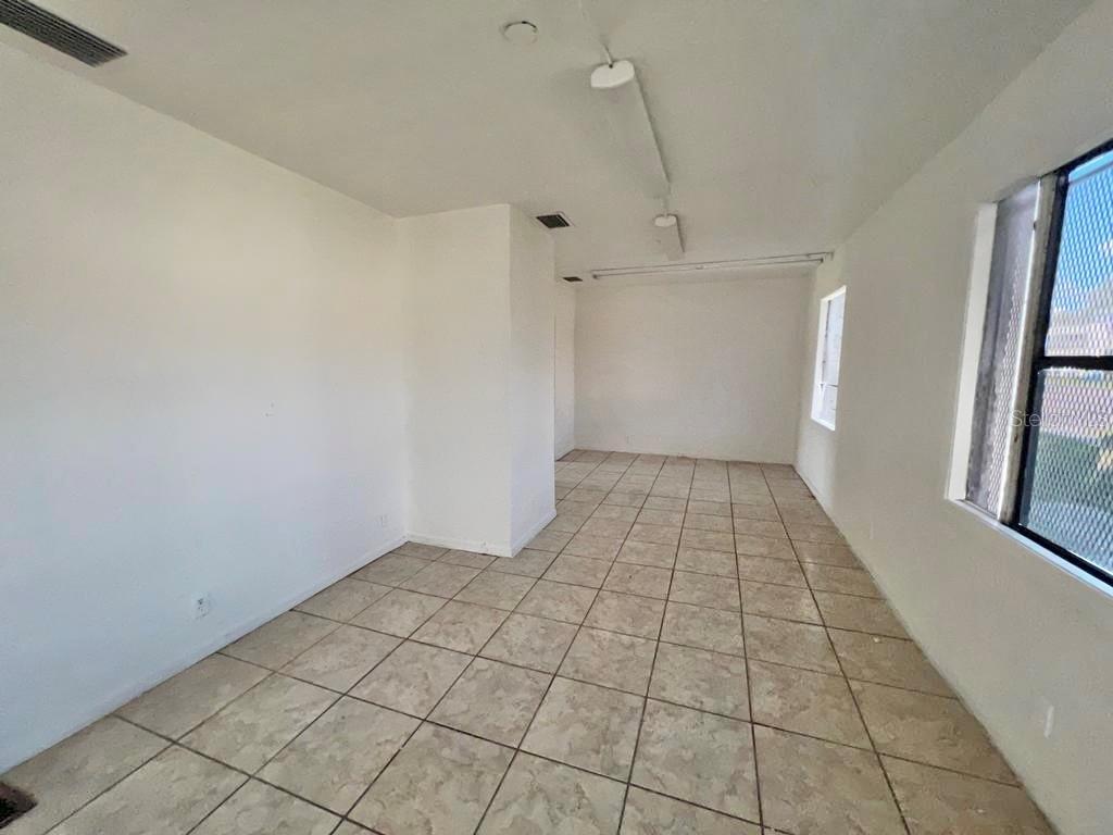 2301 DR MARTIN LUTHER KING JR ST S — photo 10