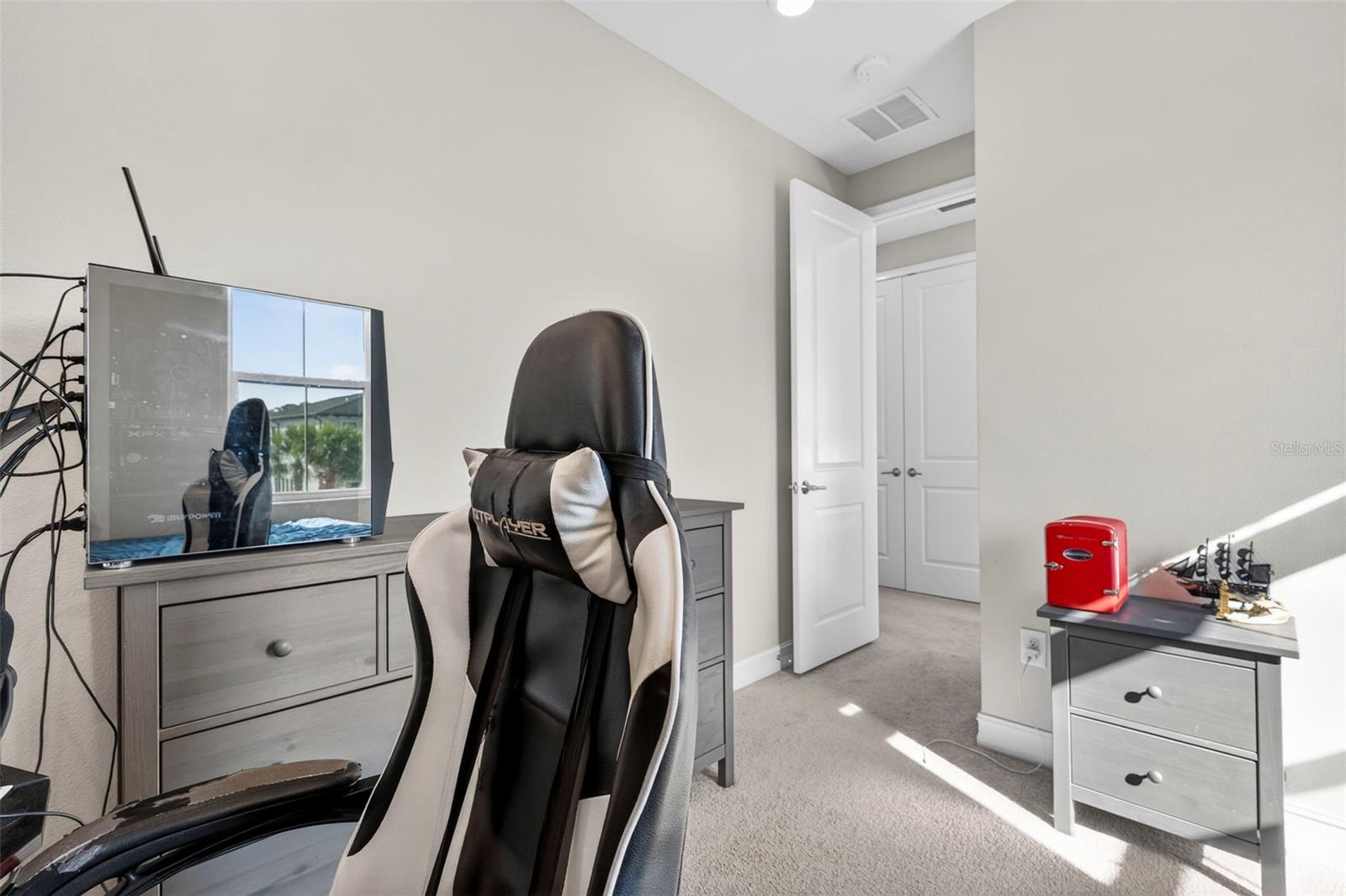 4588 SAN MARTINO DR — photo 34