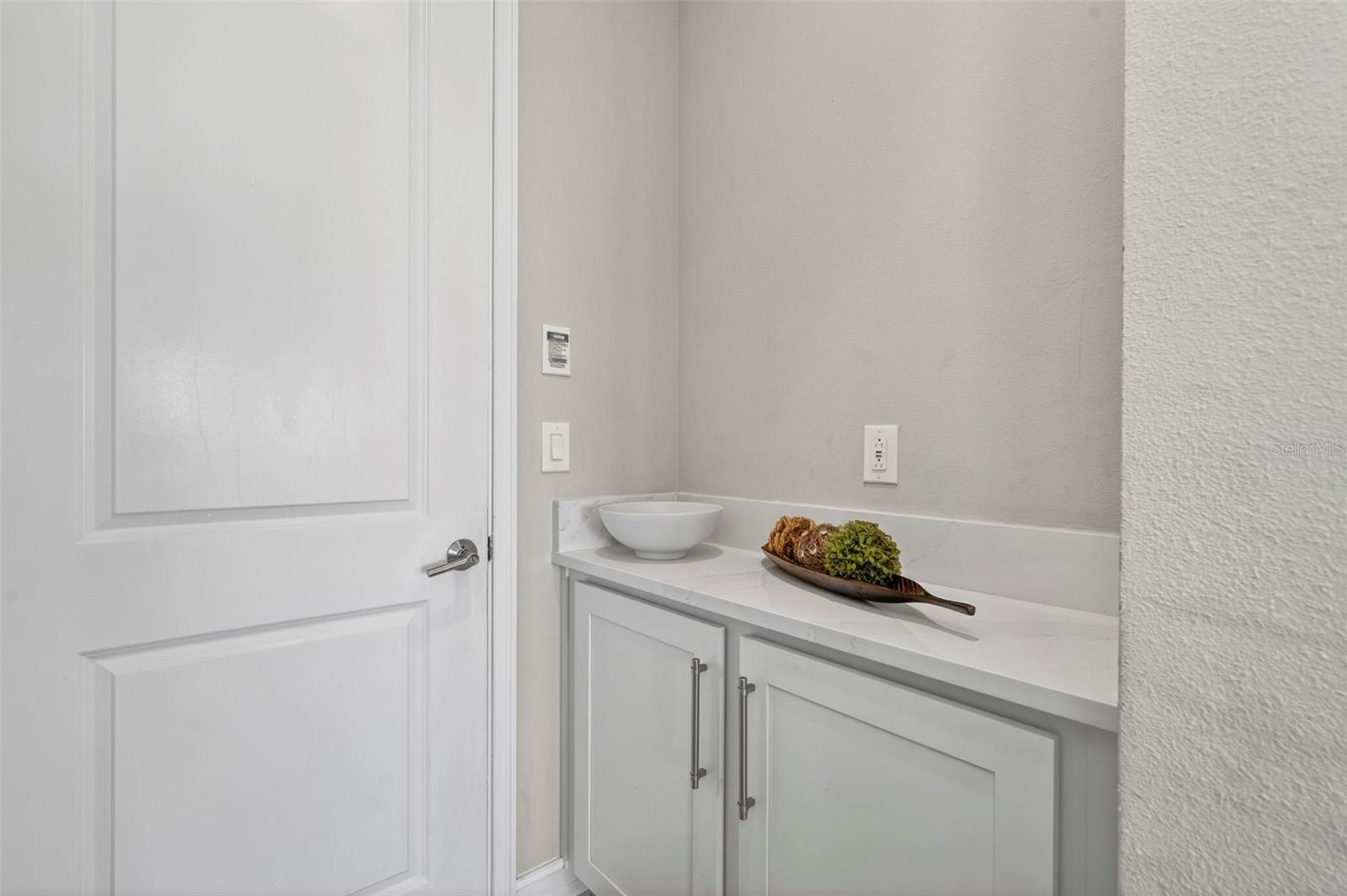4588 SAN MARTINO DR — photo 10