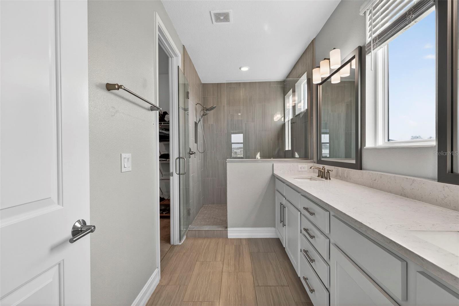 4588 SAN MARTINO DR — photo 49