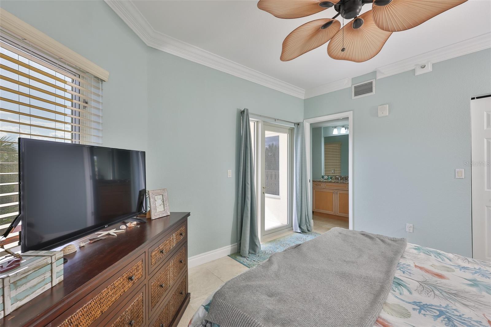 14 SOMERSET ST #3C — photo 31