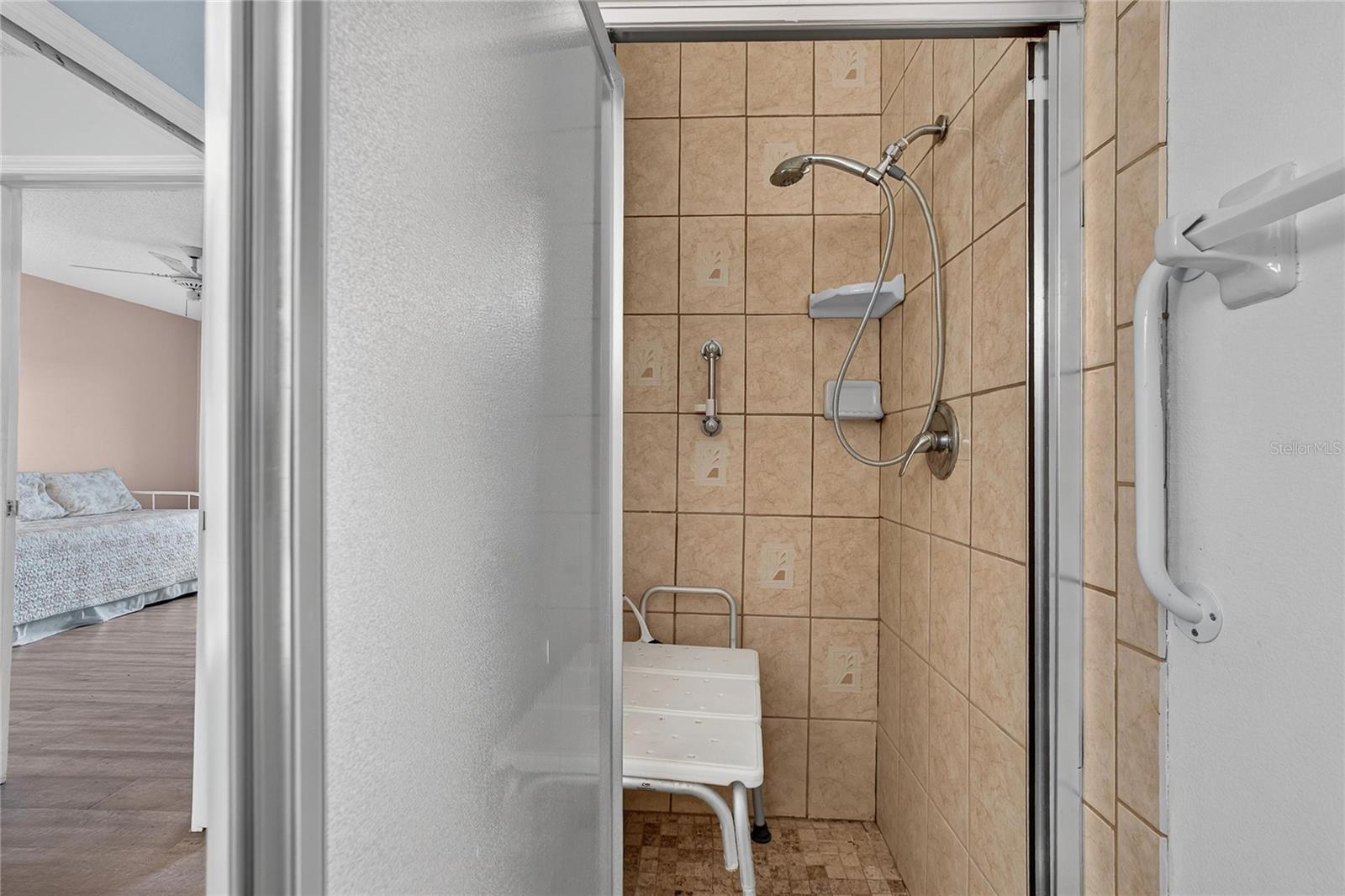 2203 HIGHCLERE CIR #2203 — photo 23