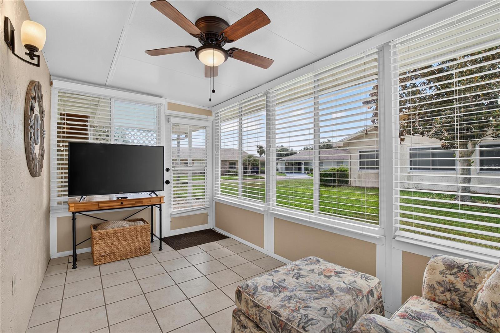2203 HIGHCLERE CIR #2203 — photo 38