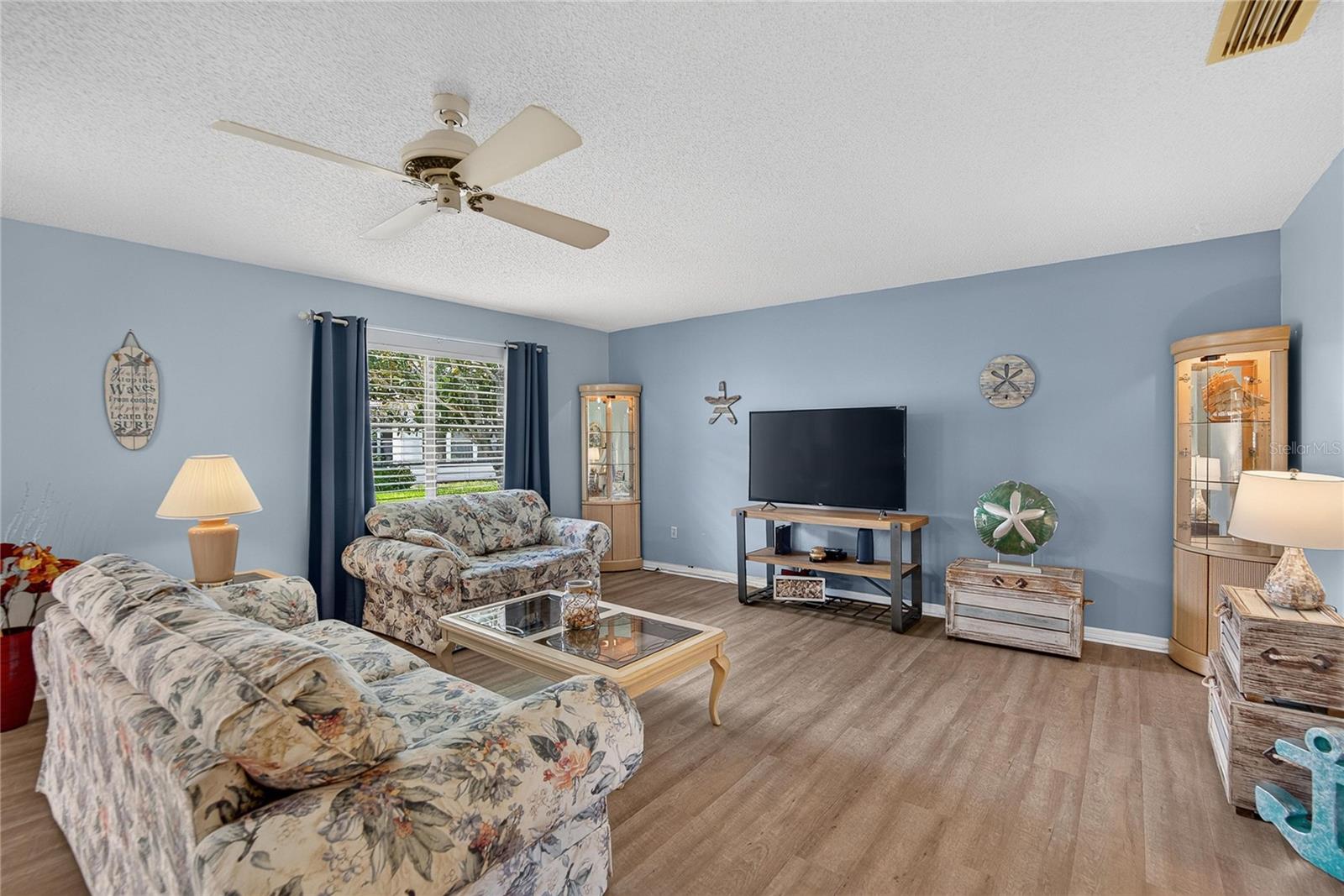 2203 HIGHCLERE CIR #2203 — photo 10