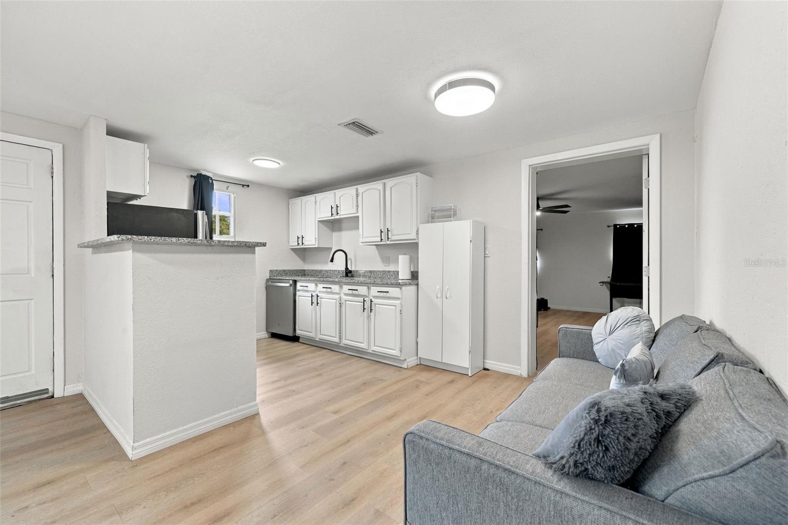 3007 N 42ND ST — photo 8
