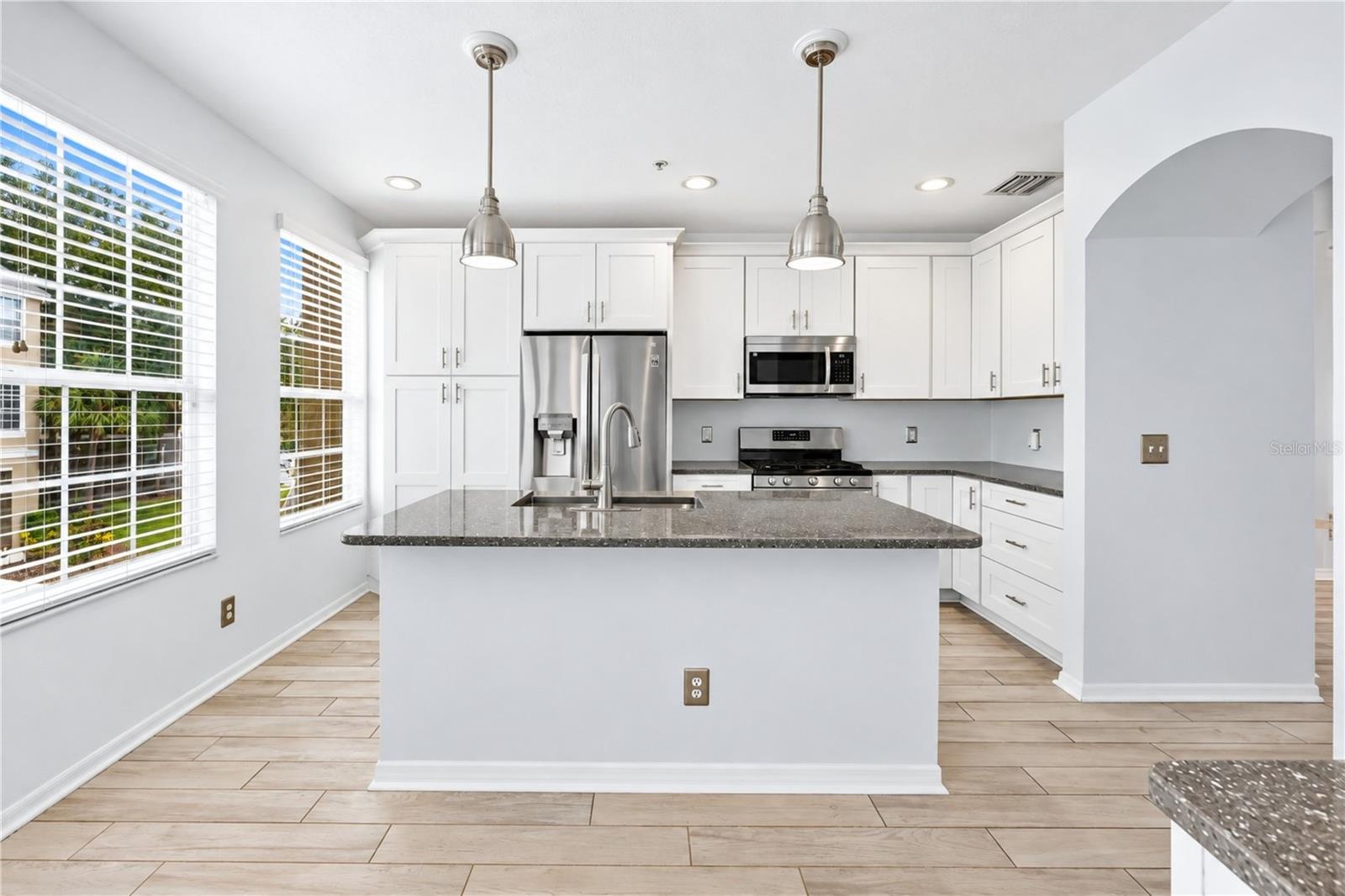 3018 BAYSHORE POINTE DR — photo 2