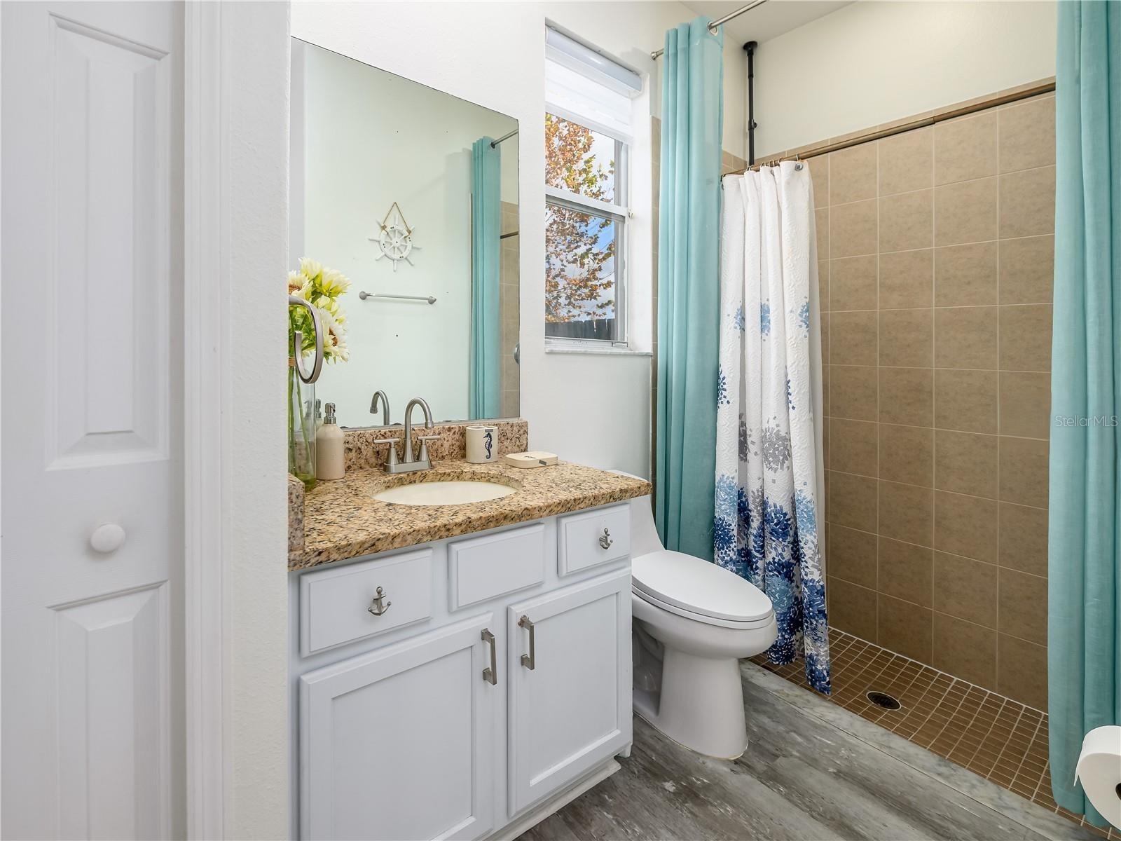 4015 DUKE FIRTH ST — photo 32