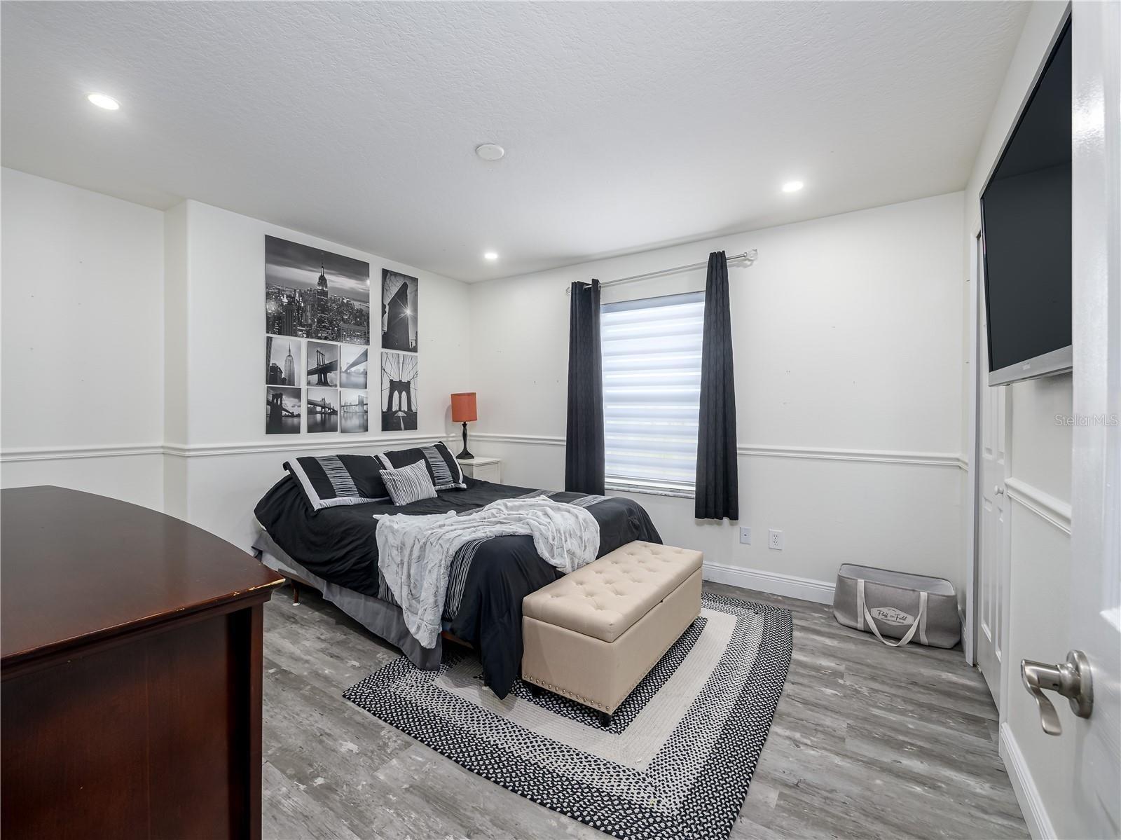 4015 DUKE FIRTH ST — photo 31