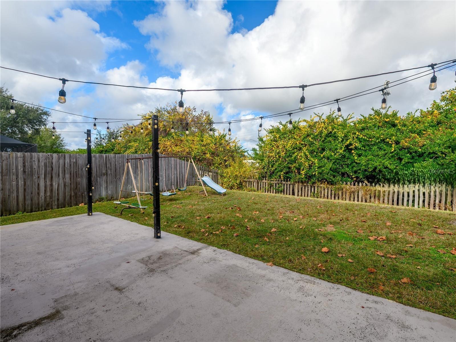 4015 DUKE FIRTH ST — photo 39