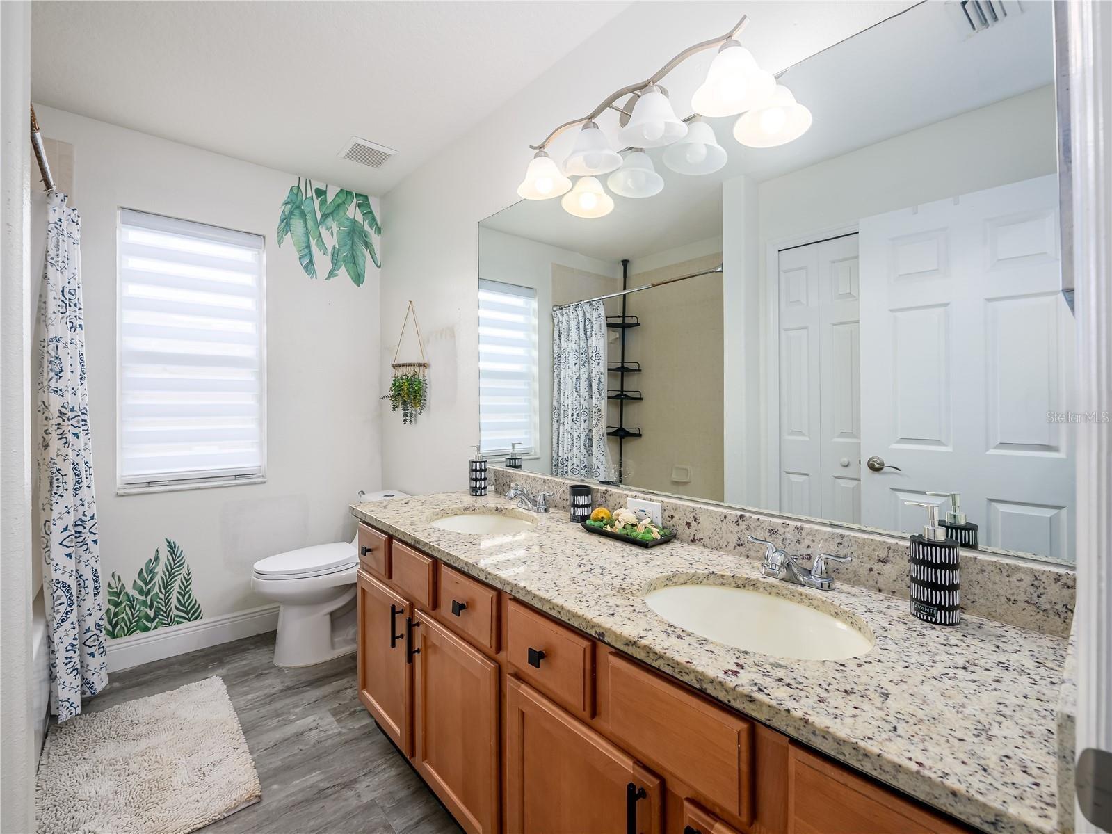4015 DUKE FIRTH ST — photo 33