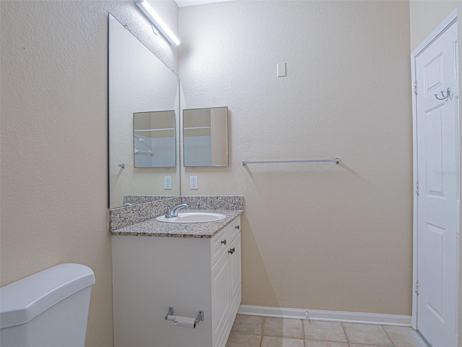 1216 S MISSOURI AVE #108 — photo 9