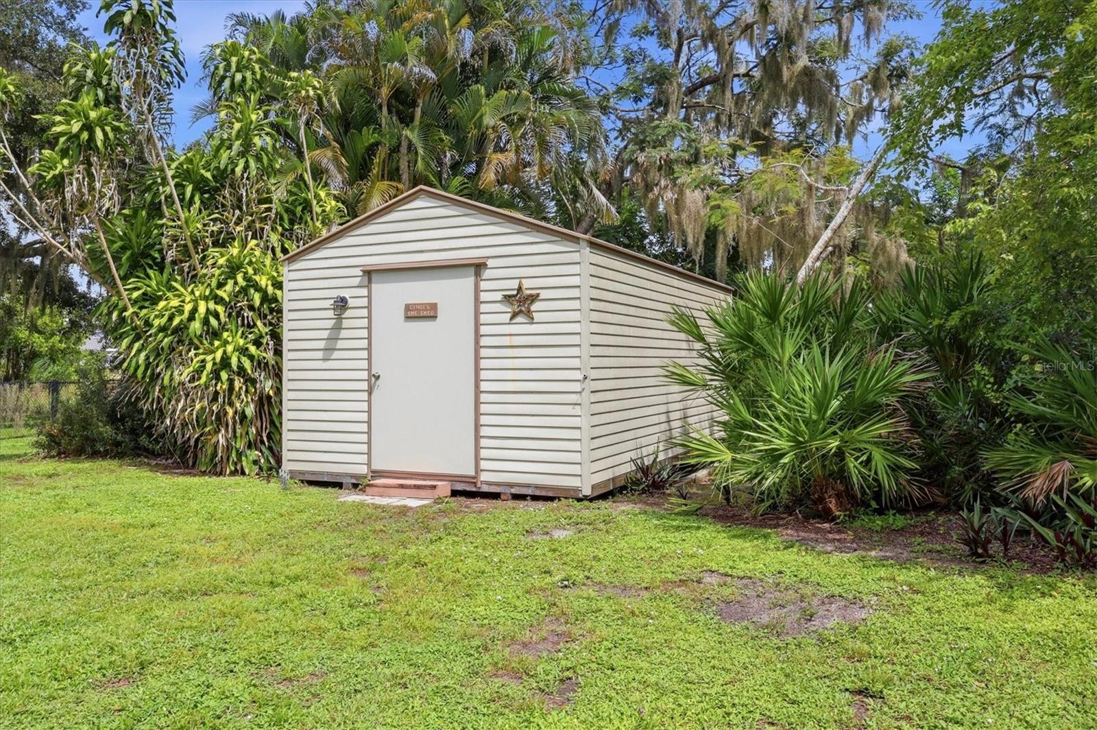 7963 N LEEWYNN DR — photo 31