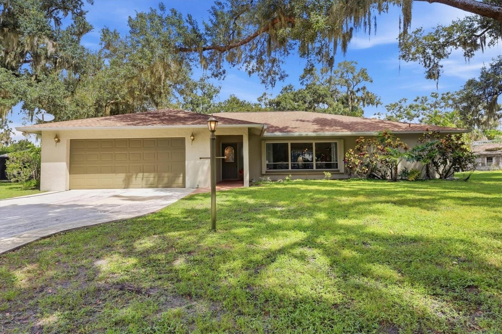 7963 N LEEWYNN DR — photo 4