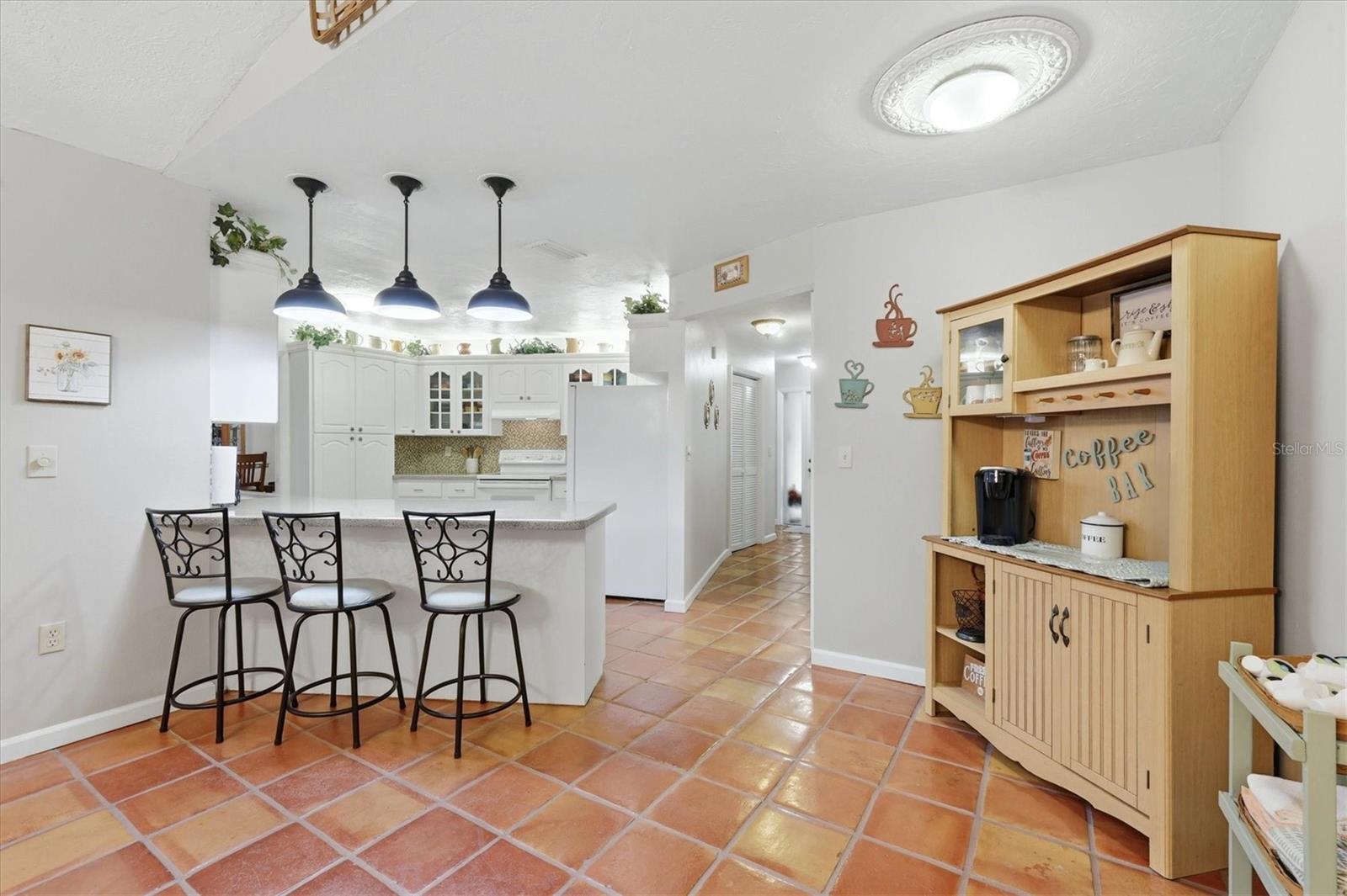 7963 N LEEWYNN DR — photo 12