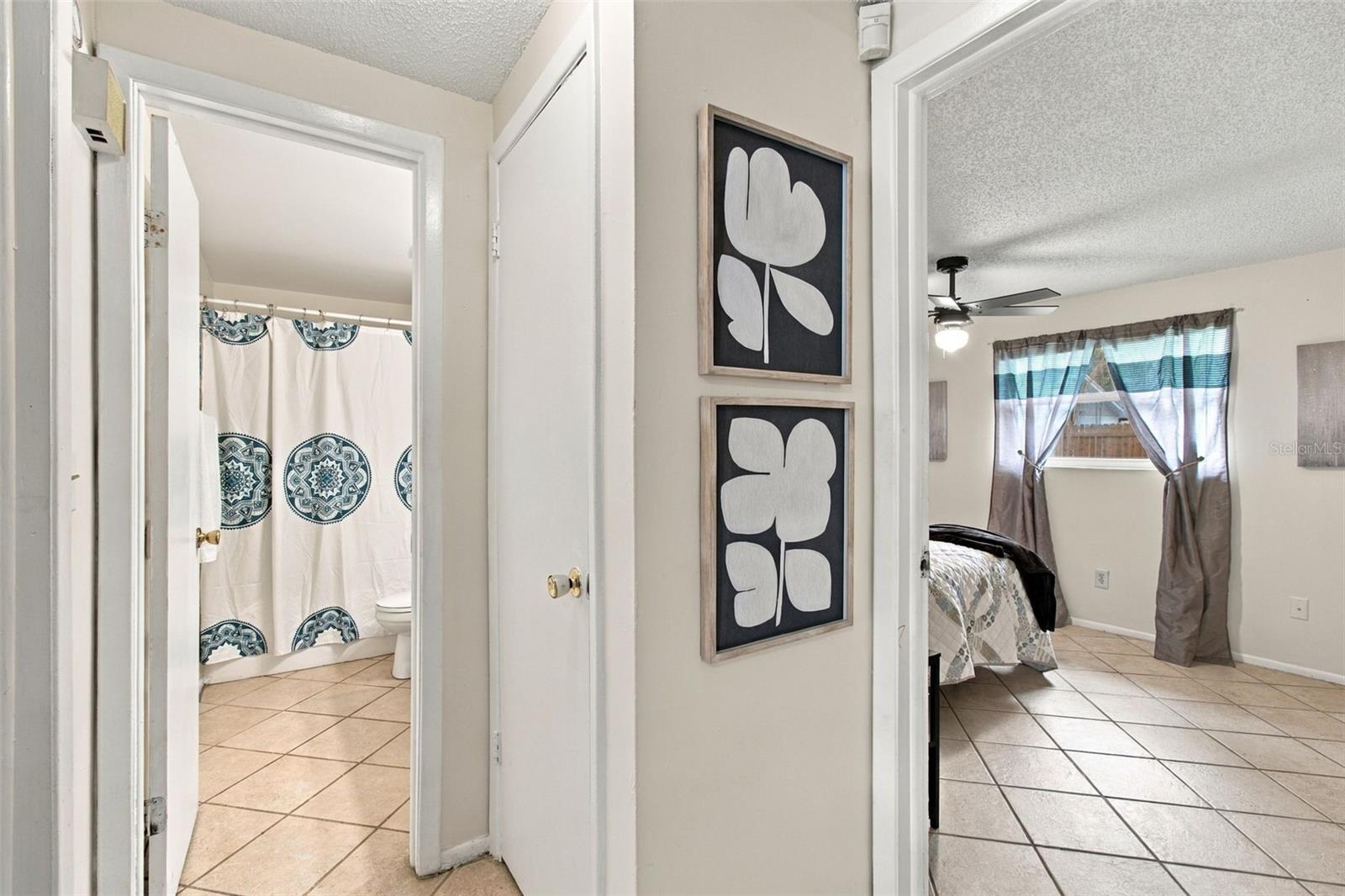 8406 WILLOW FOREST CT — photo 9
