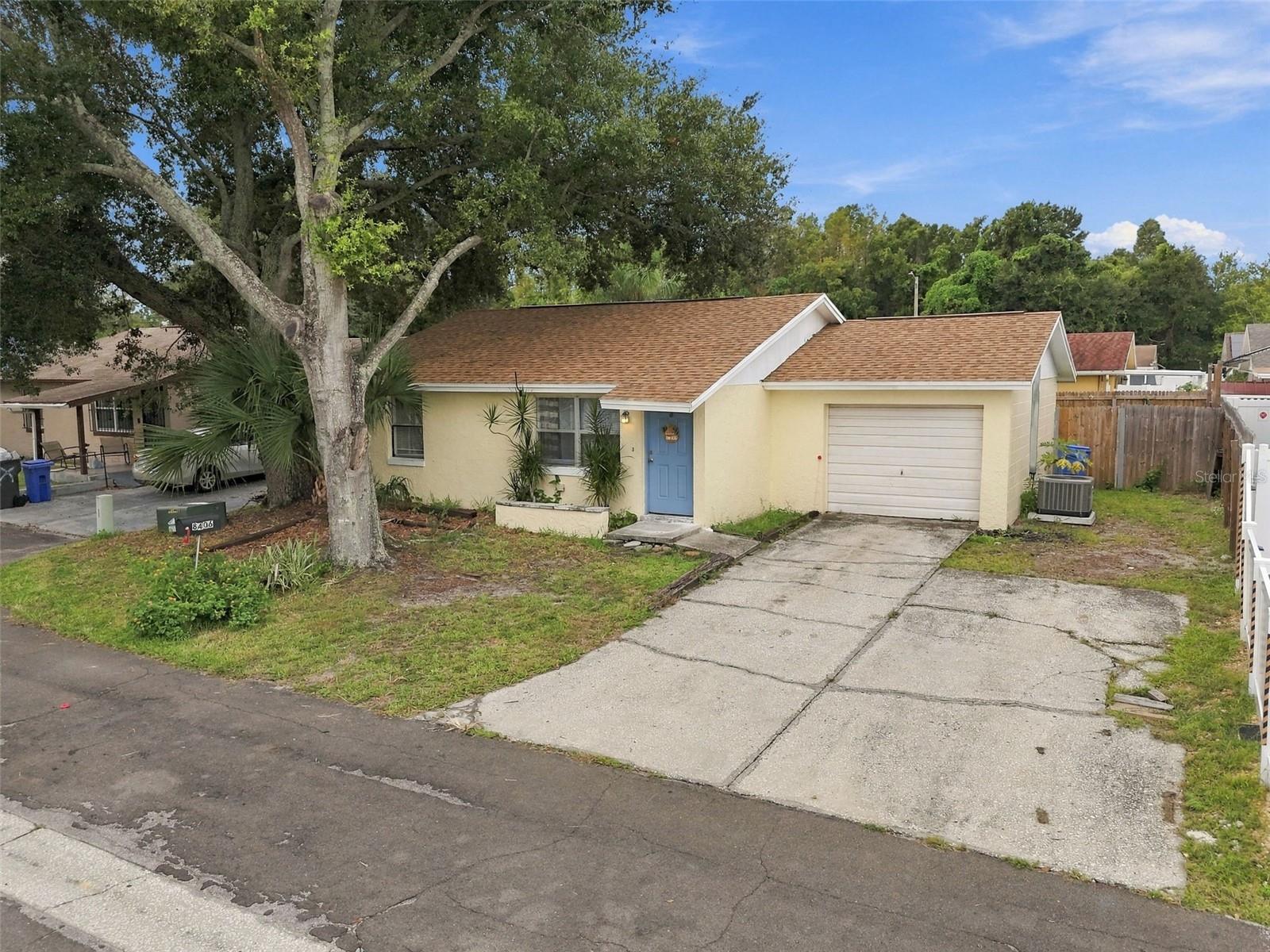 8406 WILLOW FOREST CT — photo 38