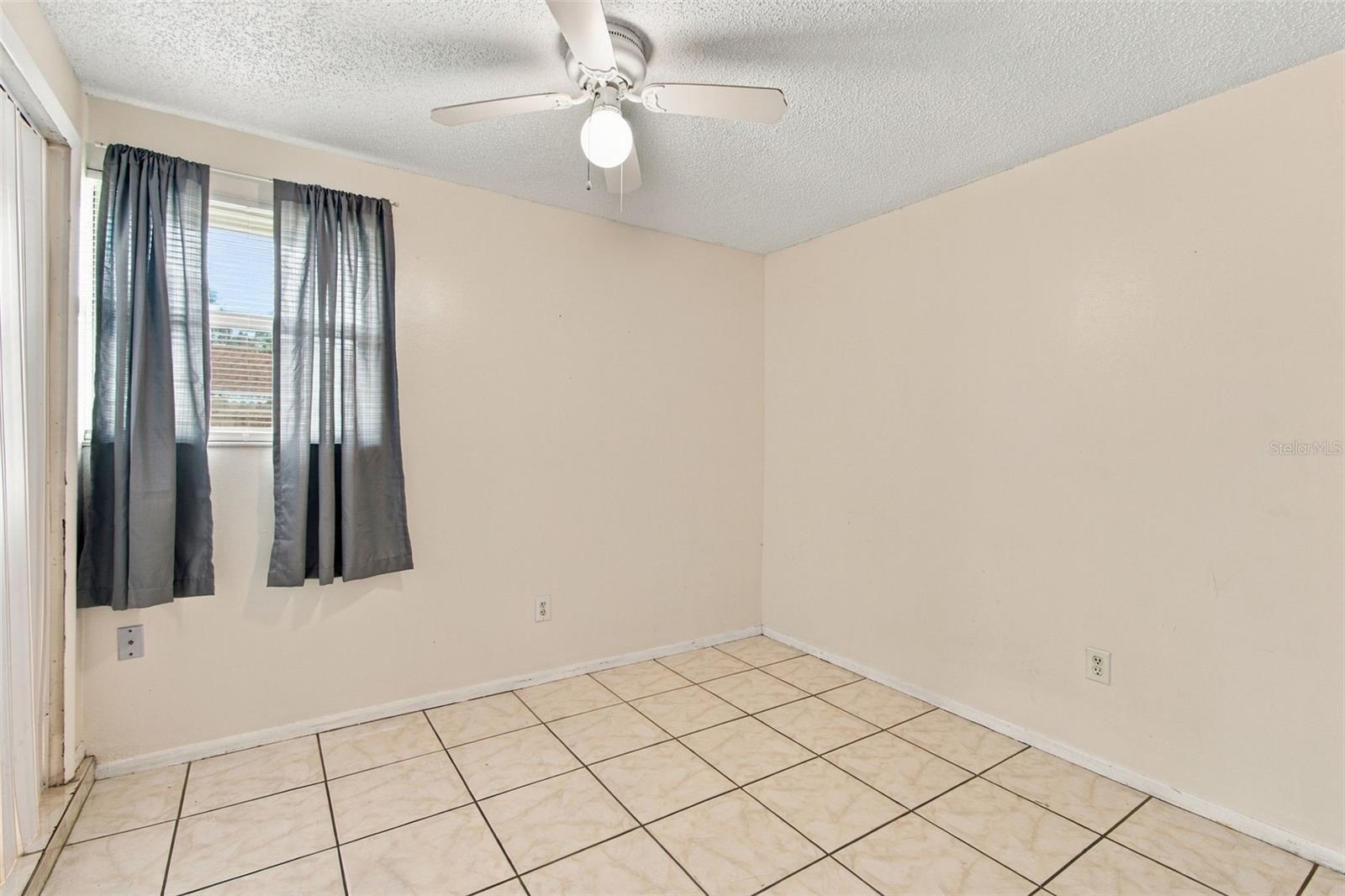 8406 WILLOW FOREST CT — photo 20