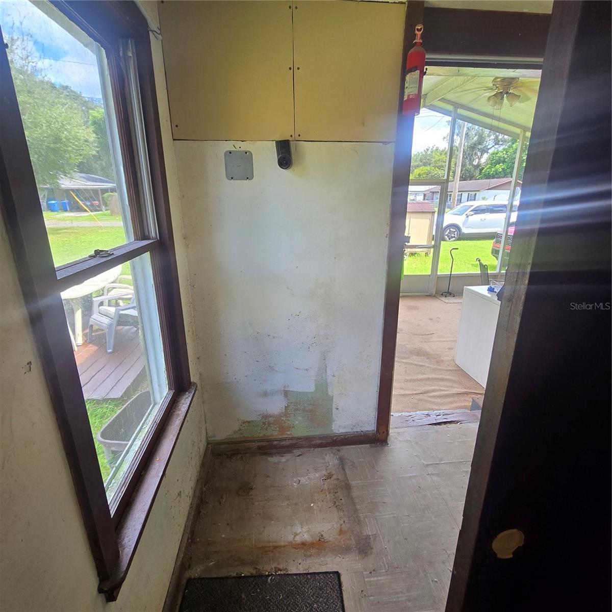 304 PALM AVE — photo 20