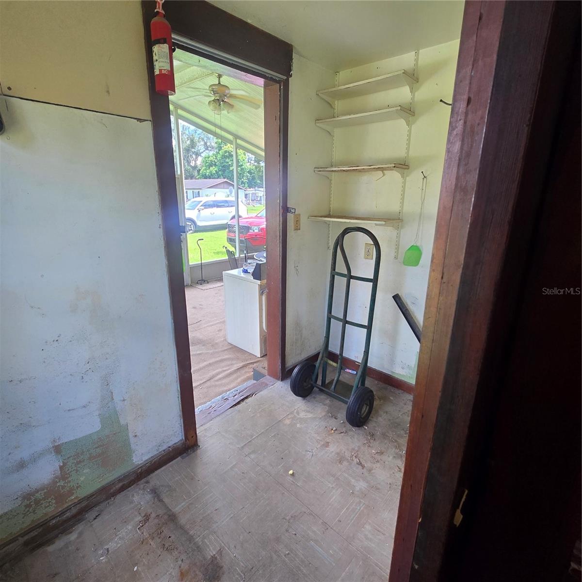 304 PALM AVE — photo 19
