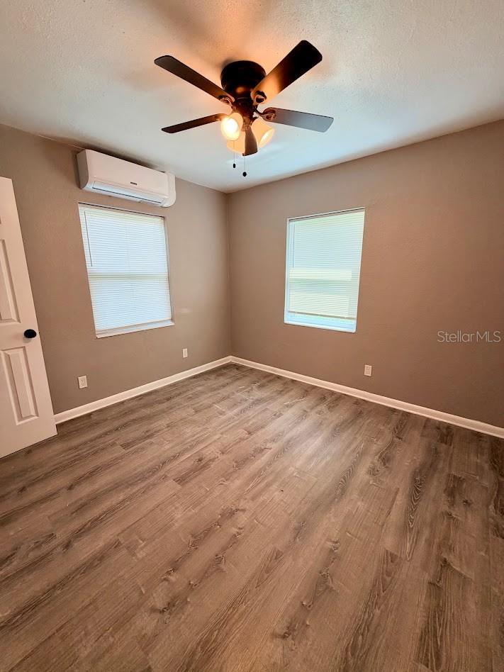 704 E RICHMERE ST — photo 13