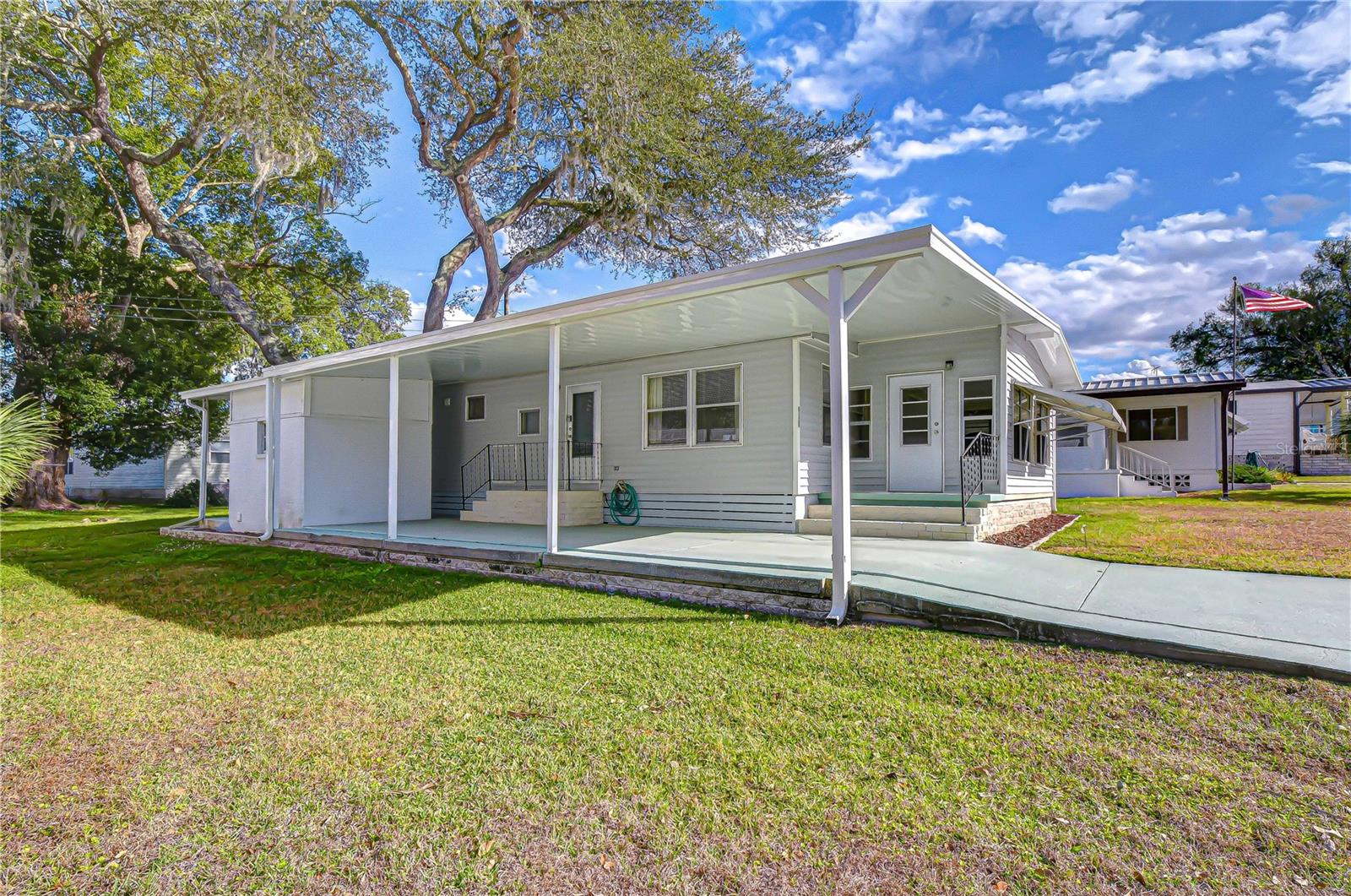 6128 RIDGEWOOD DR — photo 25