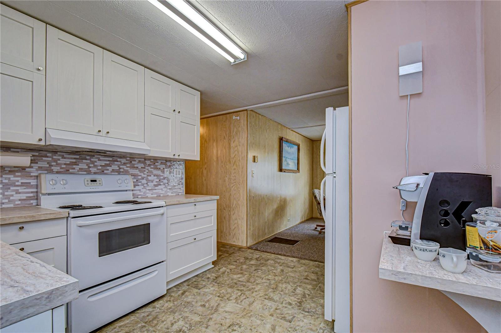 6128 RIDGEWOOD DR — photo 6