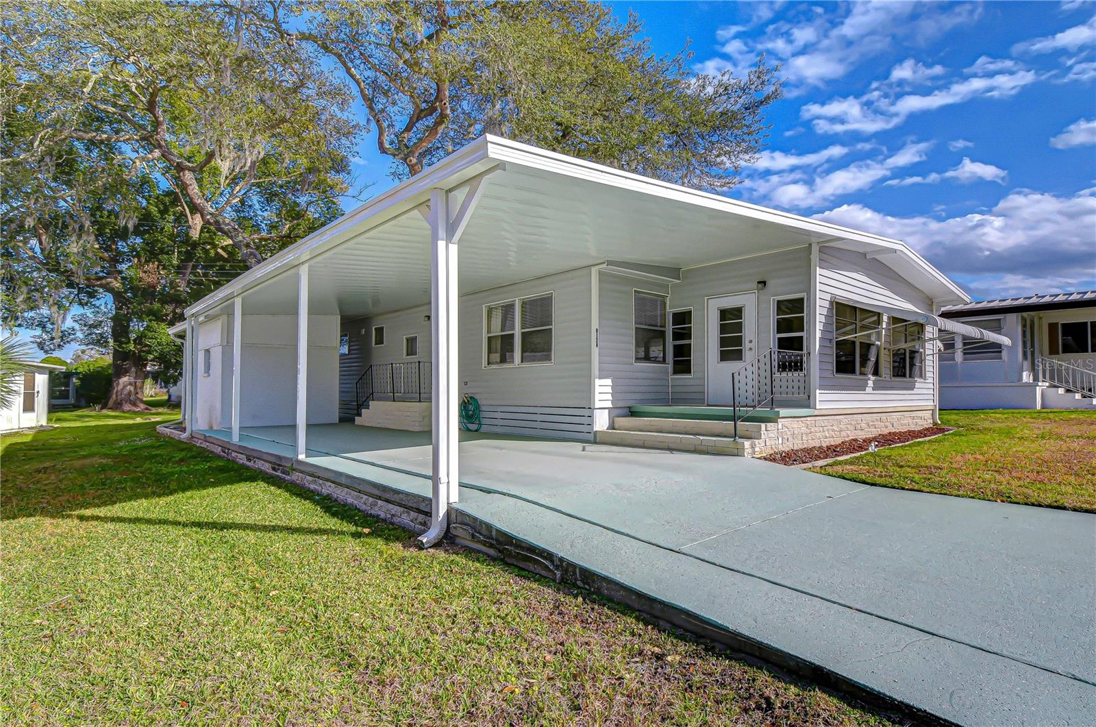6128 RIDGEWOOD DR — photo 31