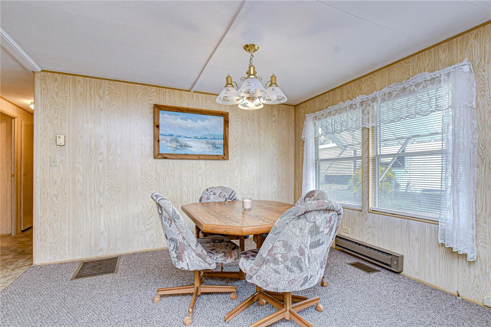 6128 RIDGEWOOD DR — photo 13