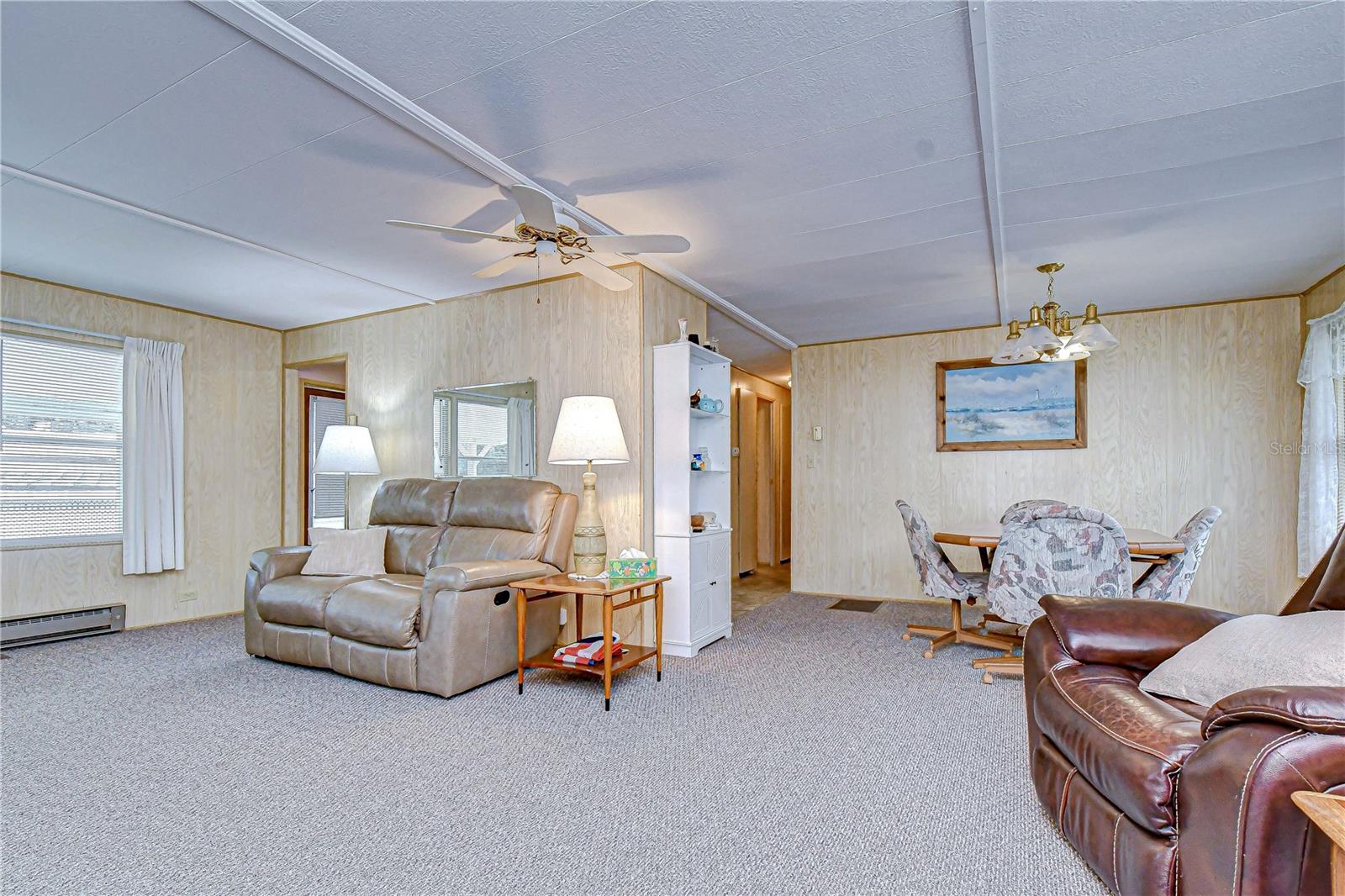 6128 RIDGEWOOD DR — photo 11