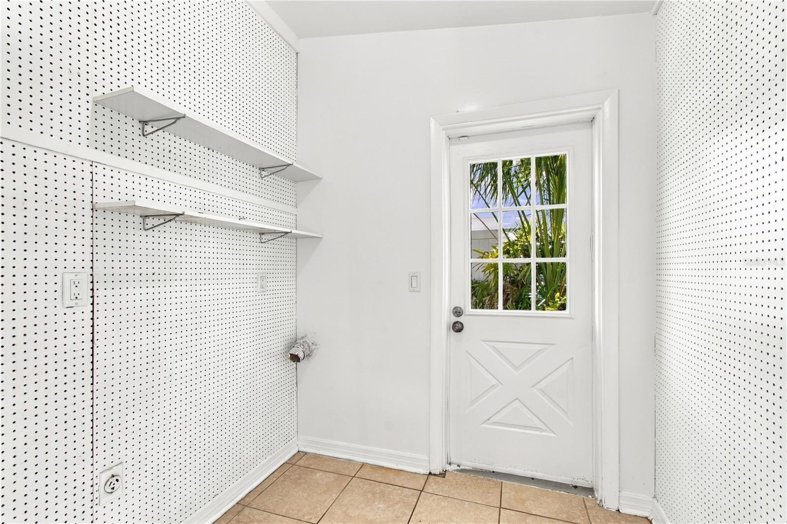 10312 LAKE CARROLL WAY — photo 39