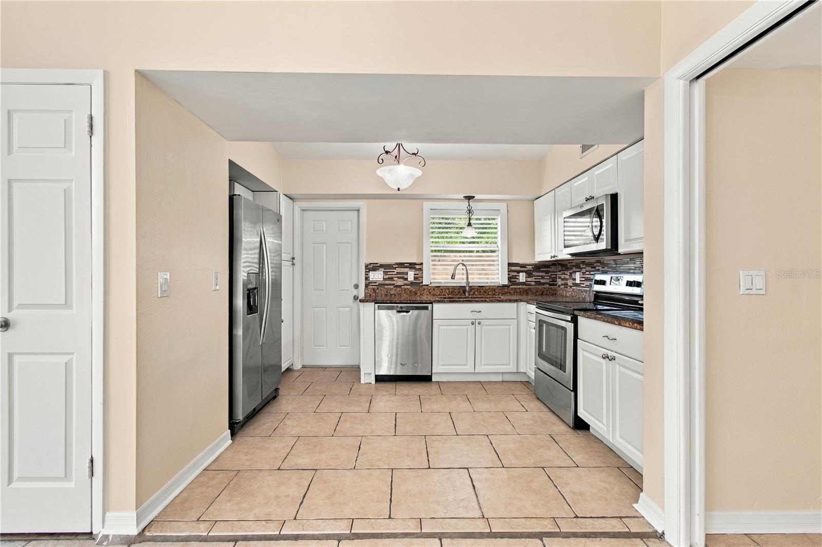 10312 LAKE CARROLL WAY — photo 14