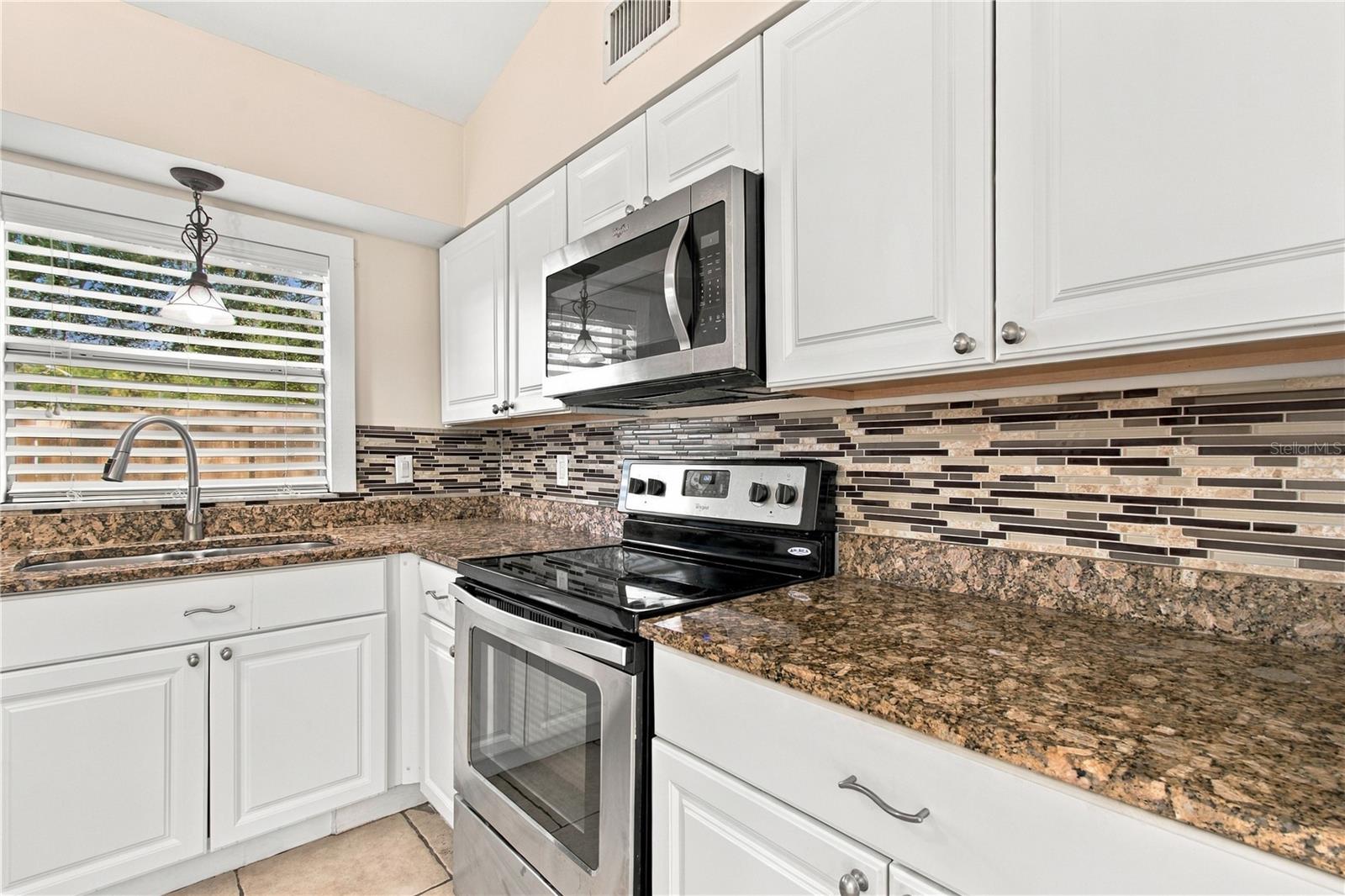 10312 LAKE CARROLL WAY — photo 20