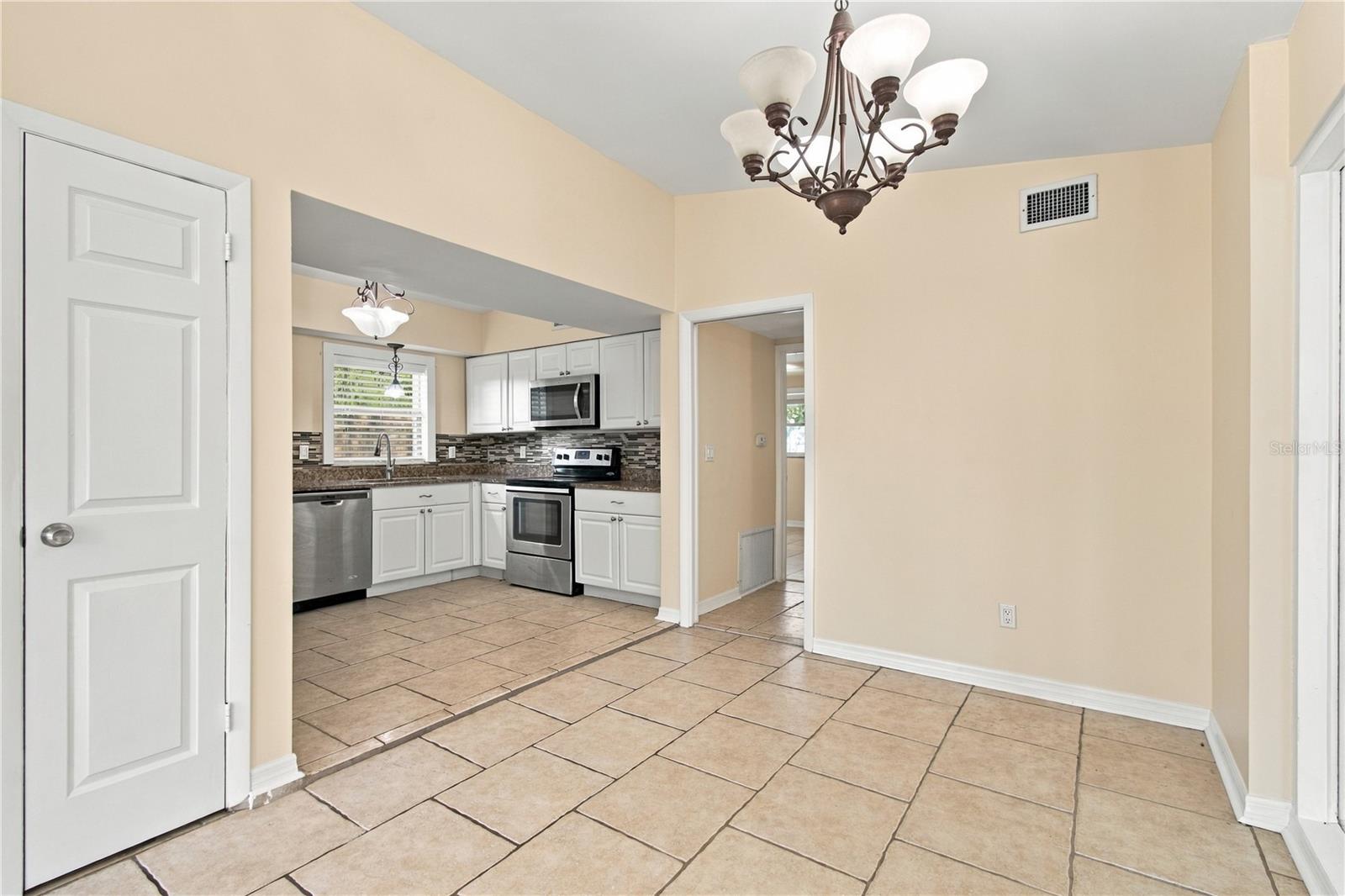 10312 LAKE CARROLL WAY — photo 11