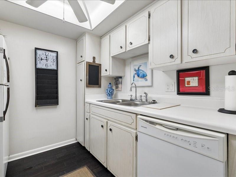 650 PINELLAS POINT DR S #240 — photo 15