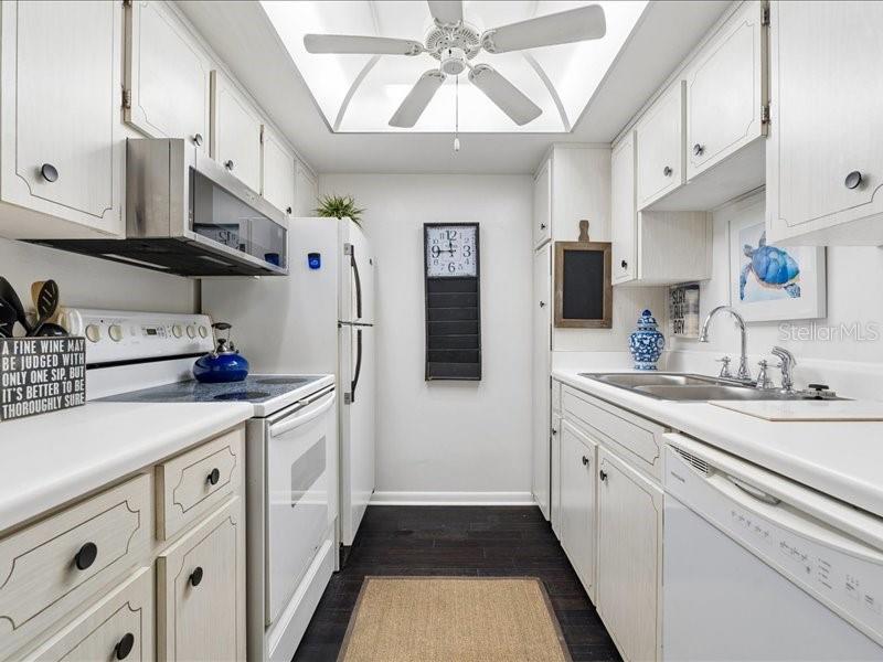 650 PINELLAS POINT DR S #240 — photo 13
