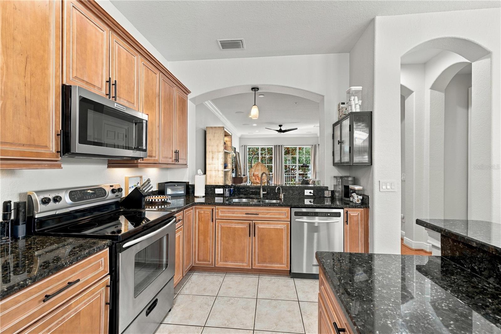 6002 YEATS MANOR DR #101 — photo 15