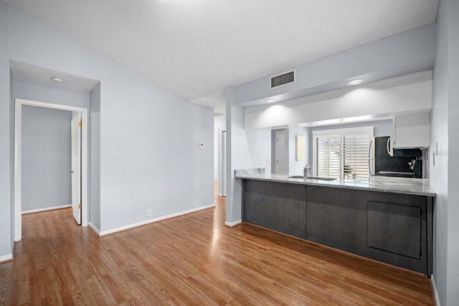 801 OAK PARK PL — photo 20