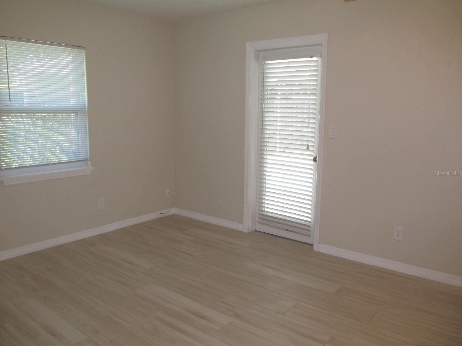 3900 12TH ST NE — photo 15