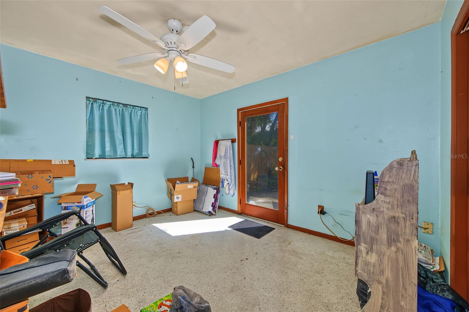 125 WERTZ DR — photo 25
