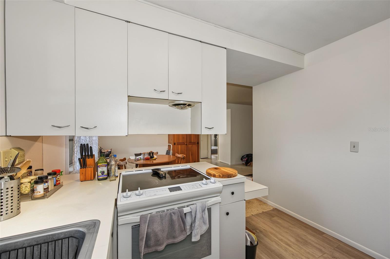 125 WERTZ DR — photo 11