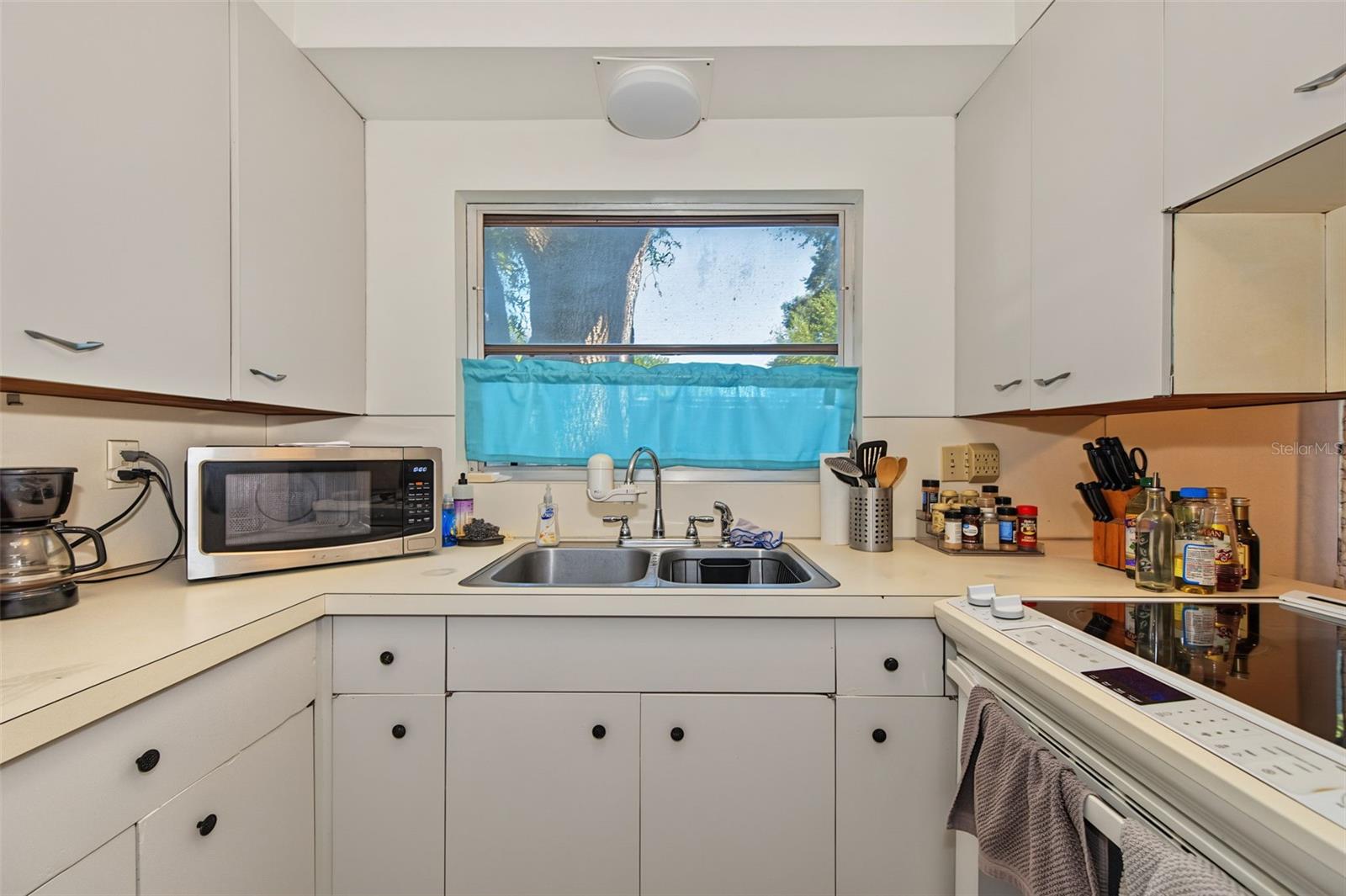 125 WERTZ DR — photo 10