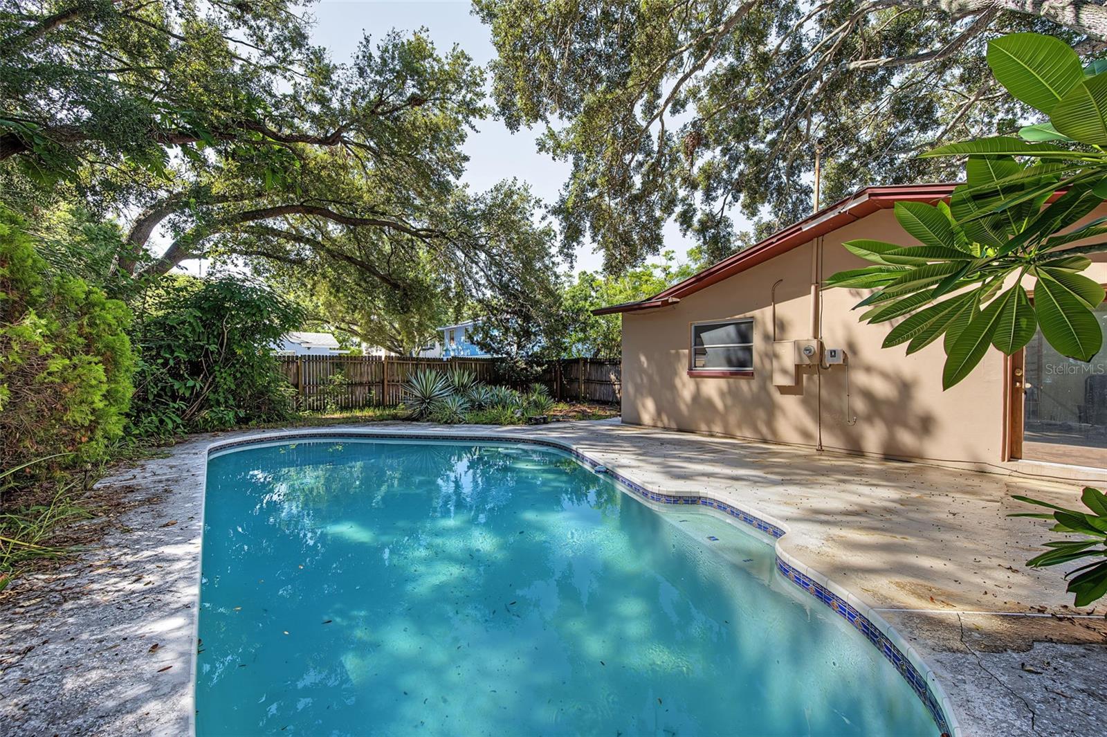 125 WERTZ DR — photo 32