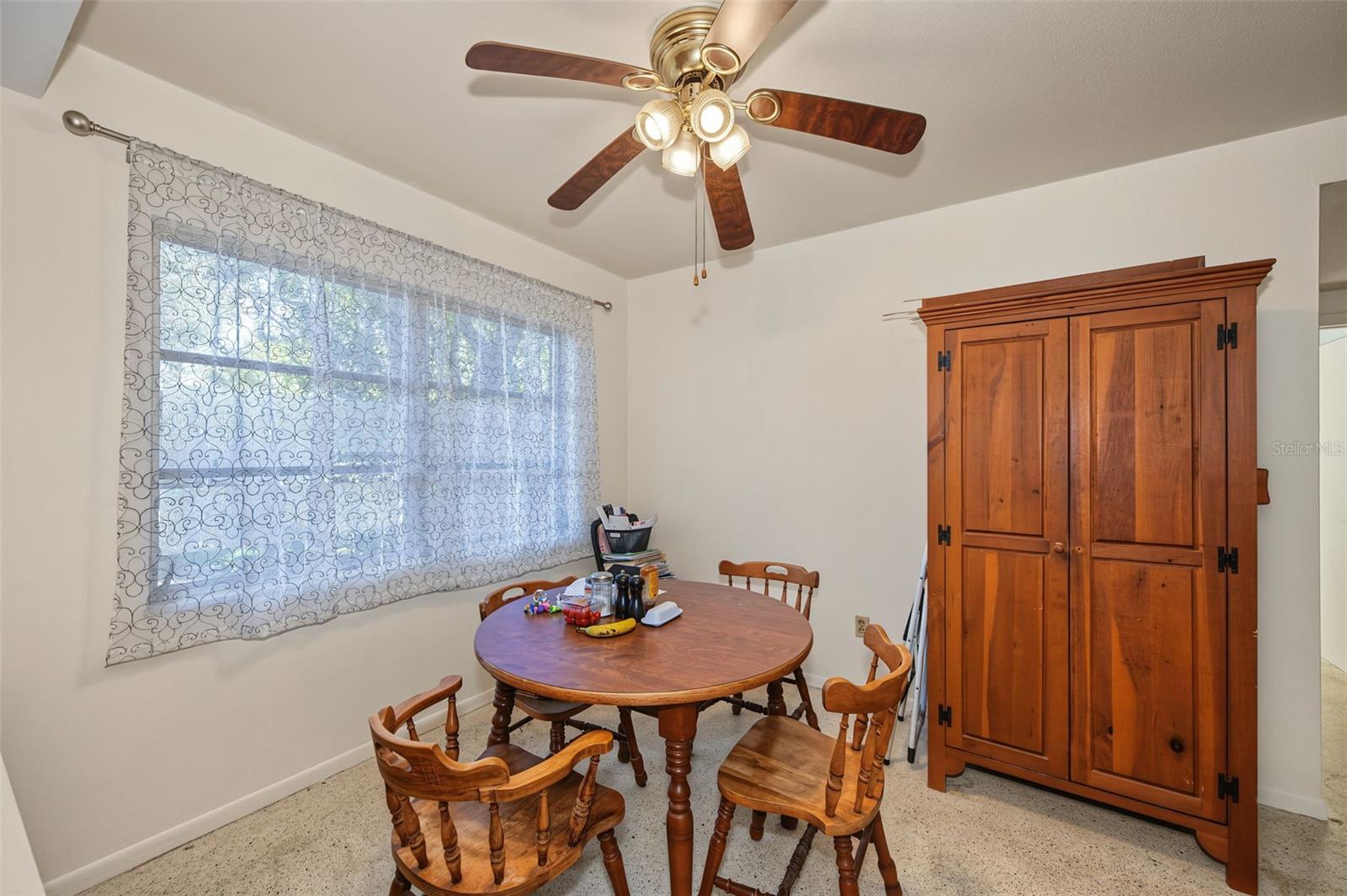 125 WERTZ DR — photo 17