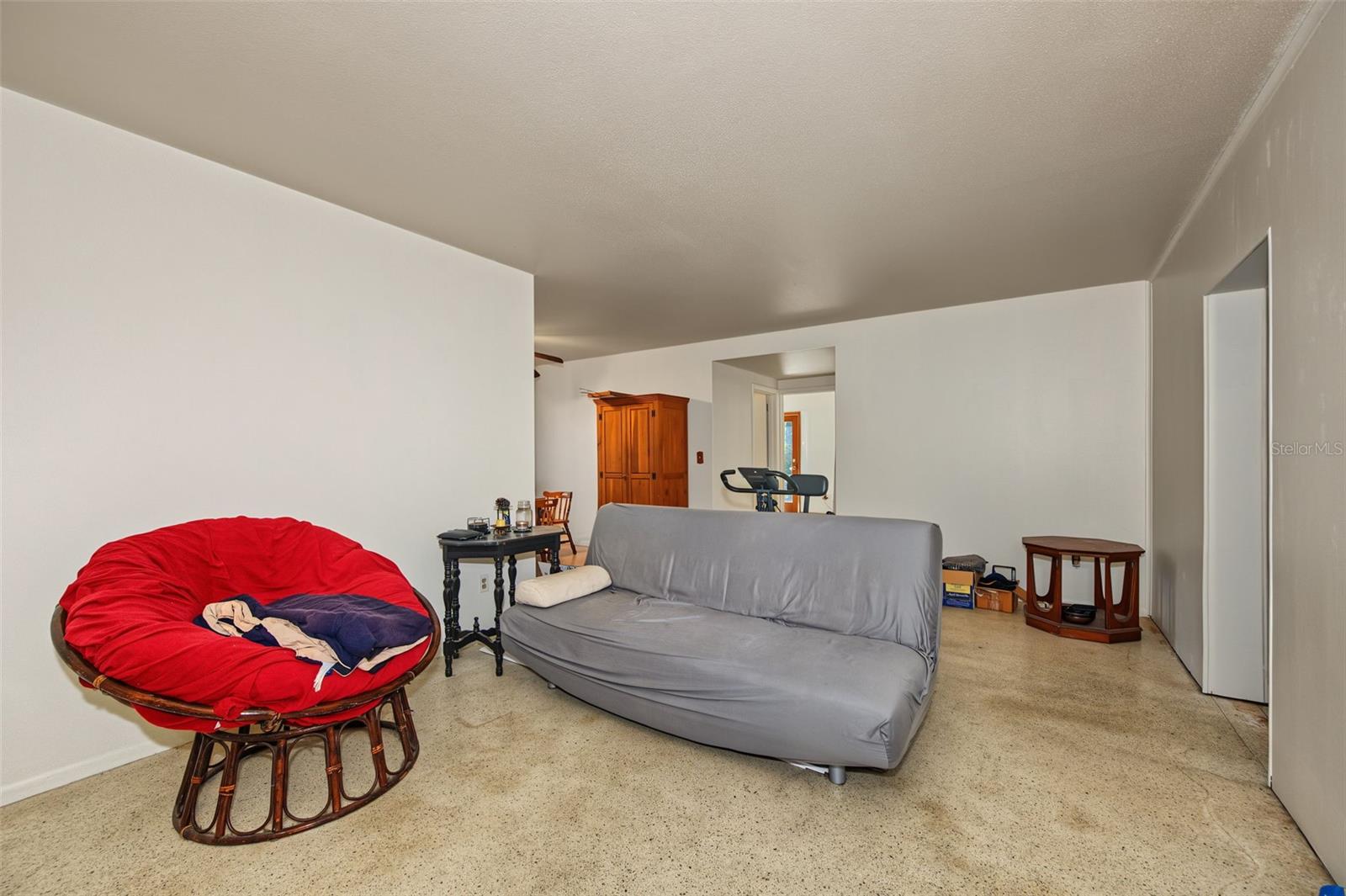125 WERTZ DR — photo 6