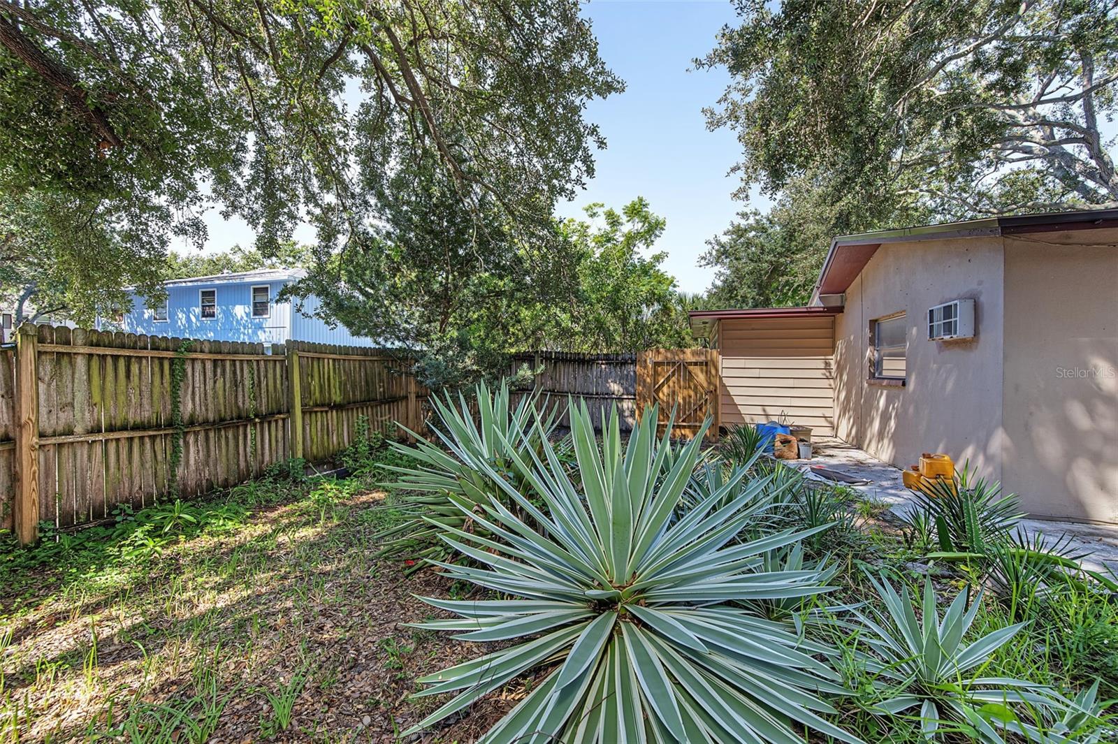 125 WERTZ DR — photo 27