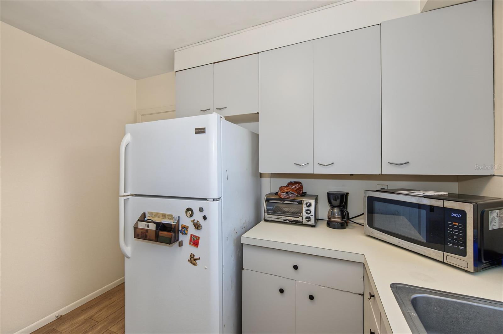 125 WERTZ DR — photo 9