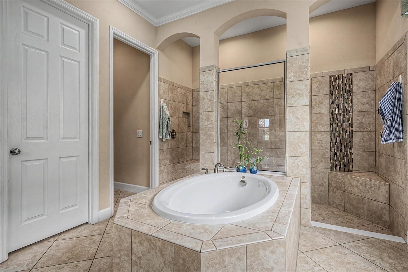 4303 BARBOUR TRL — photo 23