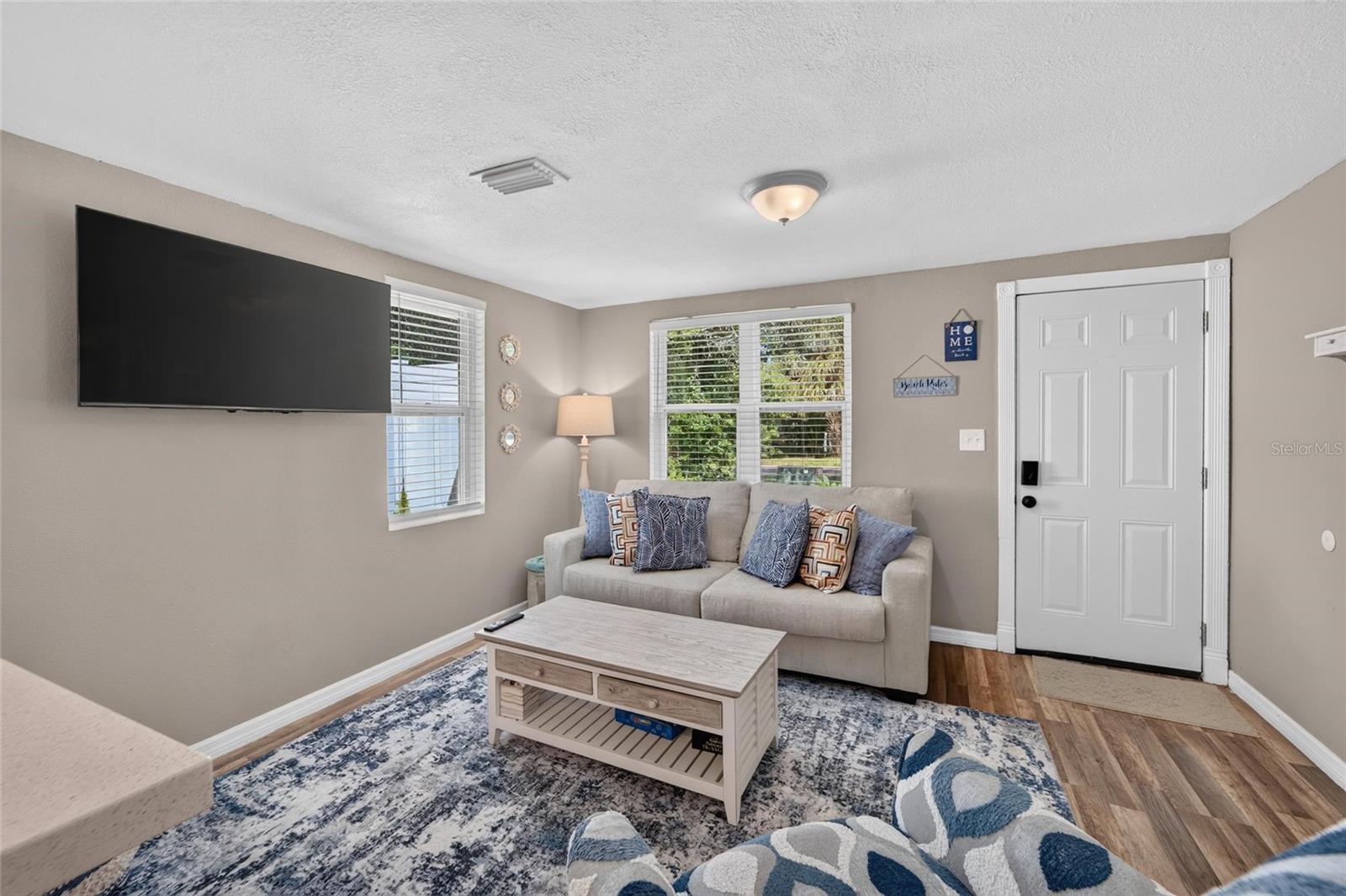 3720 W ELROD AVE — photo 8