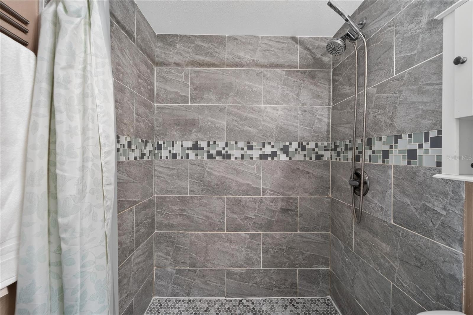 3720 W ELROD AVE — photo 25