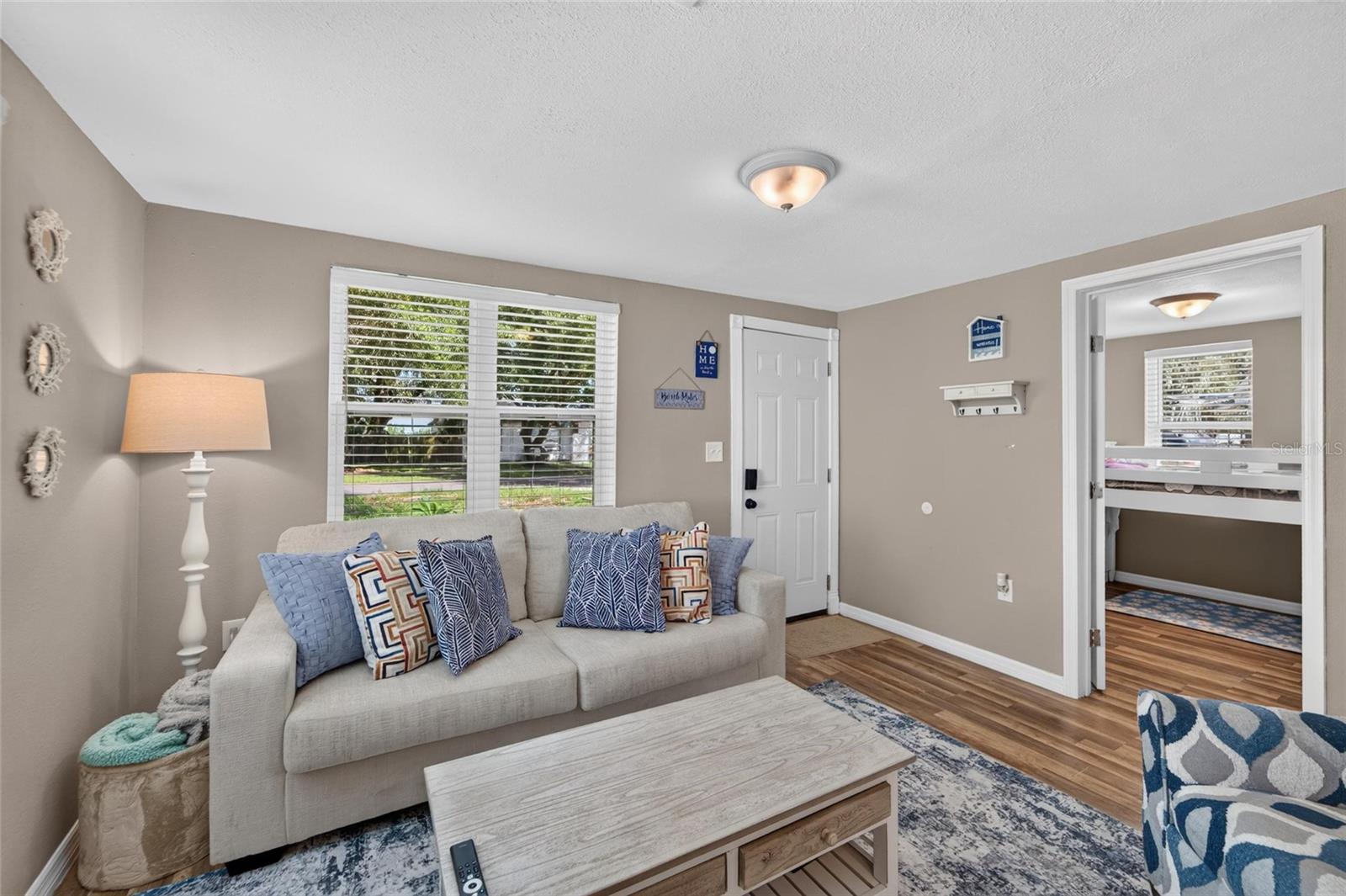 3720 W ELROD AVE — photo 9